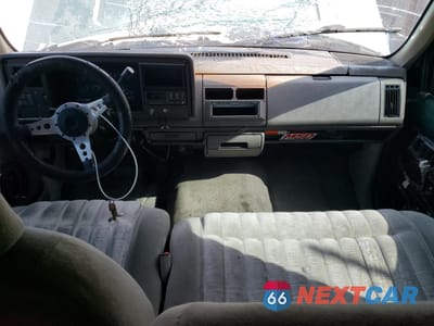 Zdjęcie 8 z 13 samochodu: 1993 CHEVROLET GMT-400 C1500 VIN:2GCEC19K6P1144187 - miniatura