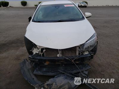 Piąte zdjęcie samochodu w środku: 2017 TOYOTA COROLLA L VIN:5YFBURHE6HP658831 - miniatura