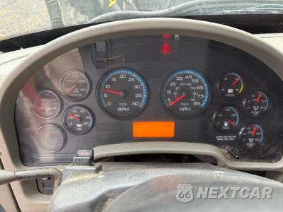 Zdjęcie 8 z 10 samochodu: 2012 INTERNATIONAL 7000 7500 VIN:1HTWNAZT8CJ592084 - miniatura