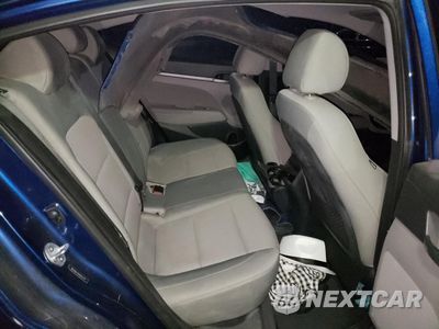 Zdjęcie 10 z 12 samochodu: 2017 HYUNDAI ELANTRA SE VIN:5NPD84LF0HH072770 - miniatura