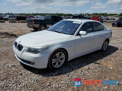 2009 BMW 528 I WBANU53579C120532 - główne zdjęcie licytacji z USA - miniatura