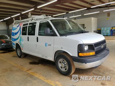 Czwarte zdjęcie samochodu z boku: 2014 CHEVROLET EXPRESS G2500 VIN:1GCWGFCA4E1147419 - miniatura