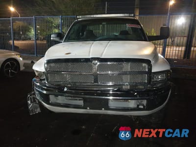 Piąte zdjęcie samochodu w środku: 1997 DODGE RAM 2500 VIN:3B7KF23ZXVM535810 - miniatura