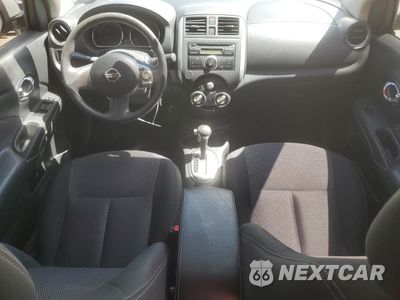Zdjęcie 8 z 12 samochodu: 2014 NISSAN VERSA S VIN:3N1CN7AP2EK457883 - miniatura