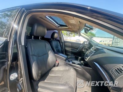 Piąte zdjęcie samochodu w środku: 2016 NISSAN ALTIMA 2.5 VIN:1N4AL3AP5GC221102 - miniatura