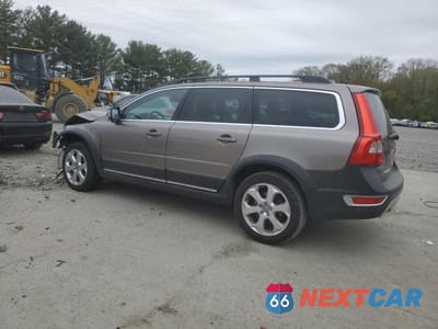 Drugie zdjęcie samochodu z przodu: 2011 VOLVO XC70 T6 VIN:YV4902BZ0B1099573 - miniatura