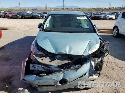 Piąte zdjęcie samochodu w środku: 2018 TOYOTA PRIUS VIN:JTDKARFU5J3061347 - miniatura