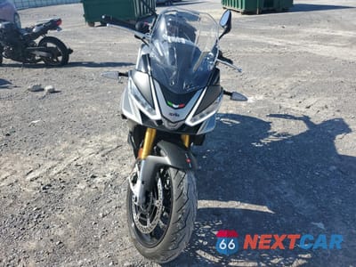 Drugie zdjęcie samochodu z przodu: 2023 APRILIA TUONO V4 1100 VIN:ZD4KZUA05PS000678 - miniatura