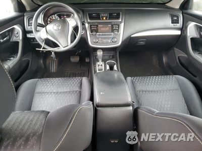 Zdjęcie 8 z 15 samochodu: 2017 NISSAN ALTIMA 2.5 VIN:1N4AL3AP7HC488226 - miniatura