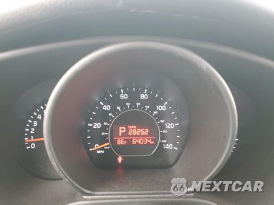 Zdjęcie 9 z 14 samochodu: 2015 KIA SOUL VIN:KNDJN2A21F7804258 - miniatura