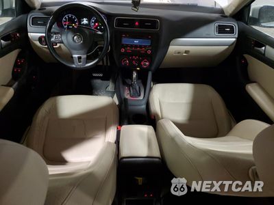 Zdjęcie 8 z 12 samochodu: 2014 VOLKSWAGEN JETTA SE VIN:3VWD07AJ7EM239550 - miniatura