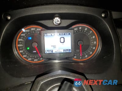 Zdjęcie 7 z 9 samochodu: 2014 CAN-AM SPYDER ROADSTER RT VIN:2BXNBDD12EV008700 - miniatura