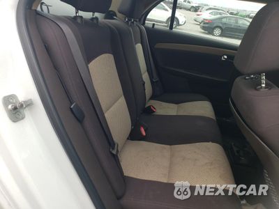 Zdjęcie 10 z 12 samochodu: 2010 CHEVROLET MALIBU LS VIN:1G1ZA5E00AF116994 - miniatura
