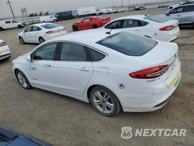 Drugie zdjęcie samochodu z przodu: 2018 FORD FUSION SE HYBRID VIN:3FA6P0LU5JR118881 - miniatura