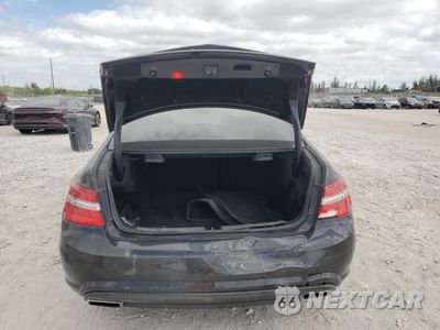Zdjęcie 6 z 12 samochodu: 2011 MERCEDES-BENZ E 550 VIN:WDDKJ7CB1BF076201 - miniatura