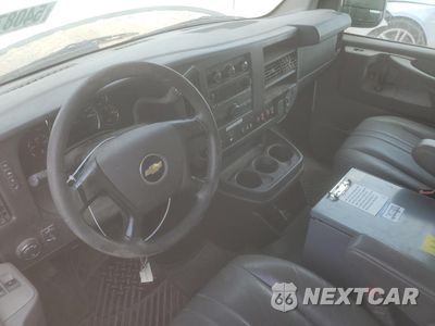 Zdjęcie 8 z 13 samochodu: 2015 CHEVROLET EXPRESS G2500 VIN:1GCWGFCF5F1248773 - miniatura
