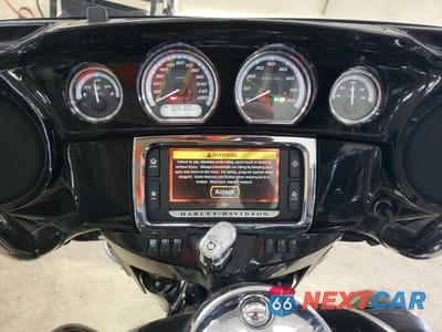Zdjęcie 7 z 9 samochodu: 2016 HARLEY-DAVIDSON FLHTK ULTRA LIMITED VIN:1HD1KEL16GB659259 - miniatura
