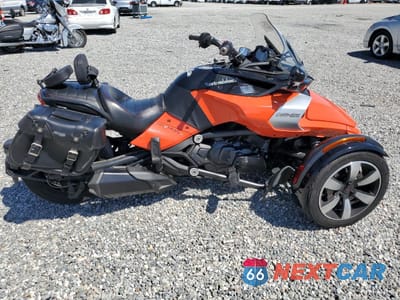 2015 CAN-AM SPYDER ROADSTER F3 2BXRDDD26FV003957 - główne zdjęcie licytacji z USA - miniatura