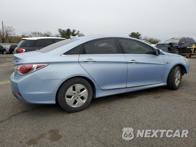 Trzecie zdjęcie samochodu z tyłu: 2012 HYUNDAI SONATA HYBRID VIN:KMHEC4A44CA030621 - miniatura