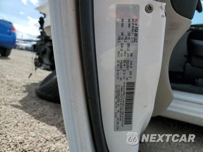 Zdjęcie 14 z 16 samochodu: 2018 DODGE GRAND CARAVAN SE VIN:2C4RDGBG6JR135294 - miniatura