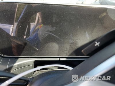 Zdjęcie 9 z 14 samochodu: 2023 MERCEDES-BENZ C 300 VIN:W1KAF4GB0PR109880 - miniatura