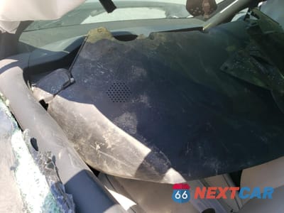 Zdjęcie 8 z 14 samochodu: 2022 TESLA MODEL X VIN:7SAXCBE62NF331544 - miniatura