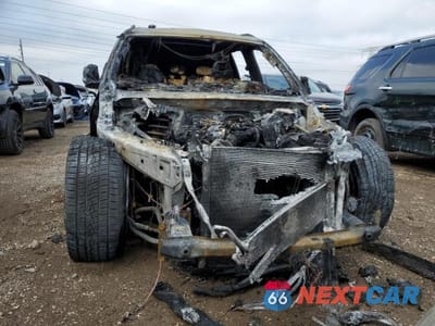 Piąte zdjęcie samochodu w środku: 2012 BMW X5 M VIN:5YMGY0C50CLL15535 - miniatura