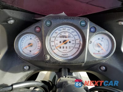 Zdjęcie 7 z 10 samochodu: 2012 KAWASAKI EX250 J VIN:JKAEXMJ1XCDAA3686 - miniatura