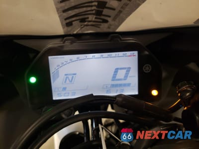 Zdjęcie 7 z 10 samochodu: 2024 YAMAHA YZFR3 A VIN:MH3RH18Y3RK013893 - miniatura