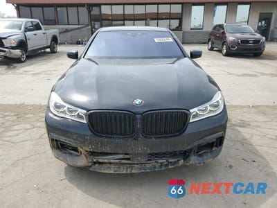 Piąte zdjęcie samochodu w środku: 2018 BMW 750 XI VIN:WBA7B0C59JG527248 - miniatura