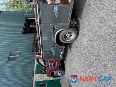 Czwarte zdjęcie samochodu z boku: 2011 CHEVROLET SILVERADO K3500 VIN:1GB3KZCL0BF203928 - miniatura