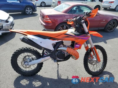2024 KTM 300 XC-W VBKXWK239RM365765 - główne zdjęcie licytacji z USA - miniatura