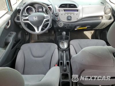 Zdjęcie 8 z 12 samochodu: 2013 HONDA FIT VIN:JHMGE8H33DC030965 - miniatura