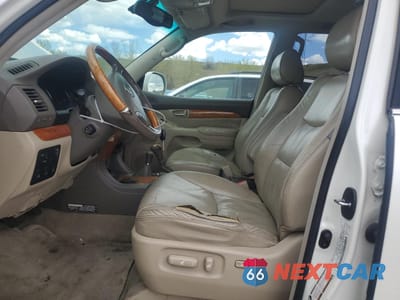 Zdjęcie 7 z 13 samochodu: 2004 LEXUS GX 470 VIN:JTJBT20X740054133 - miniatura