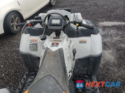 Piąte zdjęcie samochodu w środku: 2021 POLARIS SPORTSMAN XP 1000 HIGH LIFTER EDITION VIN:4XASXM954MB777230 - miniatura