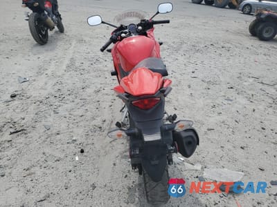 Czwarte zdjęcie samochodu z boku: 2013 HONDA CBR250 RA-ABS VIN:MLHMC4117D5300129 - miniatura