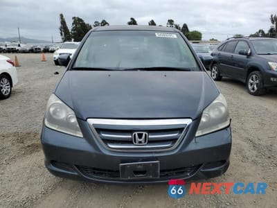 Piąte zdjęcie samochodu w środku: 2005 HONDA ODYSSEY EX VIN:5FNRL38415B023674 - miniatura