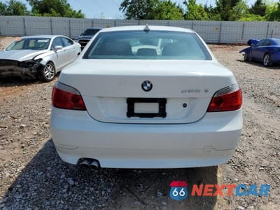 Zdjęcie 6 z 12 samochodu: 2009 BMW 528 I VIN:WBANU53579C120532 - miniatura