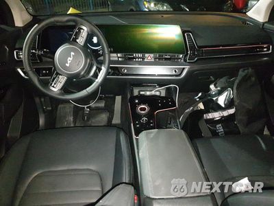 Zdjęcie 8 z 12 samochodu: 2025 KIA SPORTAGE SX PRESTIGE VIN:KNDPXCDG3S7235053 - miniatura