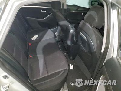 Zdjęcie 10 z 12 samochodu: 2013 HYUNDAI ELANTRA GT VIN:KMHD35LE1DU087849 - miniatura