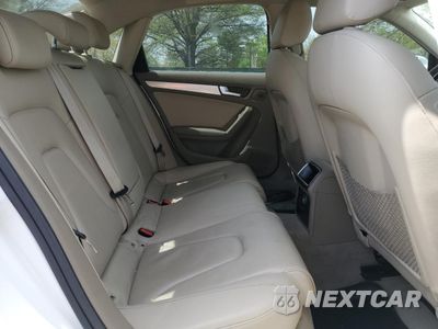 Zdjęcie 10 z 12 samochodu: 2010 AUDI A4 PREMIUM VIN:WAUBFAFL2AN056974 - miniatura