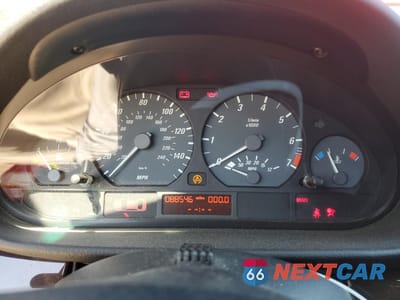 Zdjęcie 9 z 13 samochodu: 2004 BMW 325 CI VIN:WBABW33464PG98408 - miniatura