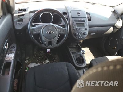 Zdjęcie 8 z 13 samochodu: 2013 KIA SOUL + VIN:KNDJT2A69D7553009 - miniatura