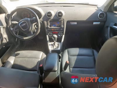 Zdjęcie 8 z 12 samochodu: 2010 AUDI A3 PREMIUM PLUS VIN:WAUKFAFM1AA006745 - miniatura