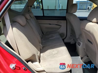 Zdjęcie 11 z 13 samochodu: 2009 KIA RONDO BASE VIN:KNAFG528697266291 - miniatura