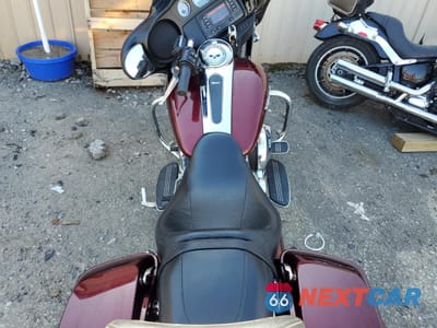 Zdjęcie 6 z 9 samochodu: 2015 HARLEY-DAVIDSON FLHX STREET GLIDE VIN:1HD1KBM15FB656977 - miniatura