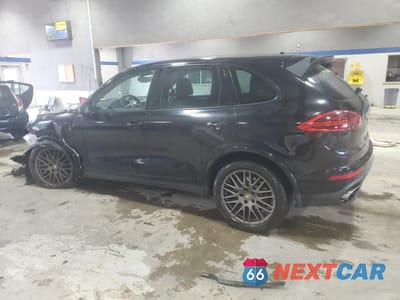 Drugie zdjęcie samochodu z przodu: 2017 PORSCHE CAYENNE VIN:WP1AA2A27HKA86824 - miniatura