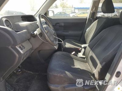 Zdjęcie 7 z 13 samochodu: 2008 TOYOTA SCION XB VIN:JTLKE50E781048981 - miniatura