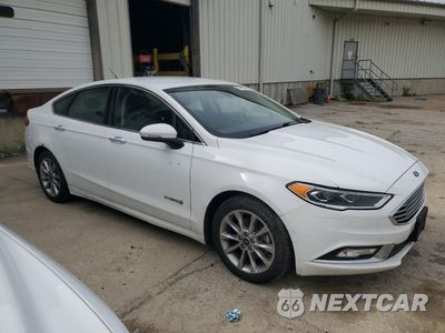 Czwarte zdjęcie samochodu z boku: 2017 FORD FUSION SE HYBRID VIN:3FA6P0LU4HR409270 - miniatura