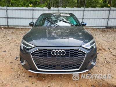 Piąte zdjęcie samochodu w środku: 2023 AUDI A3 PREMIUM VIN:WAUGUDGY1PA049828 - miniatura